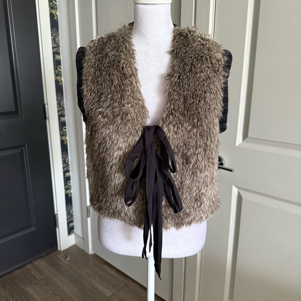 Vintage Y2K Juicy Couture Cashmere and Wool Faux Fur Sweater Vest Size L